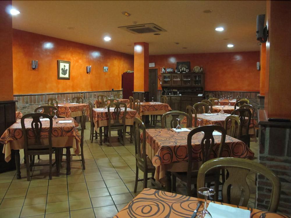 Hotel Rural Hojaranzos Tejeda de Tiétar Extérieur photo