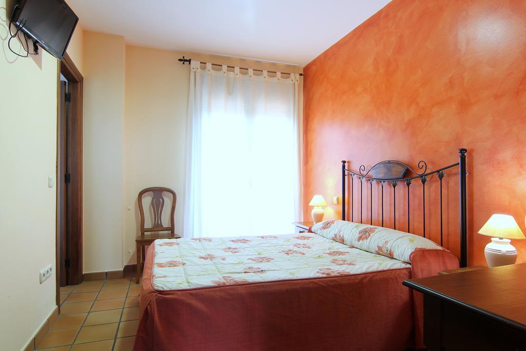 Hotel Rural Hojaranzos Tejeda de Tiétar Extérieur photo